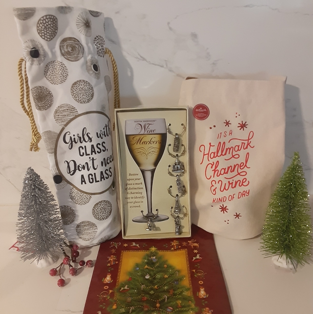 🆕️ Wine Bags and Wine Glass Charm Markers Gift Set